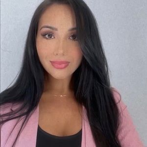 Meet your Posher, Angelina